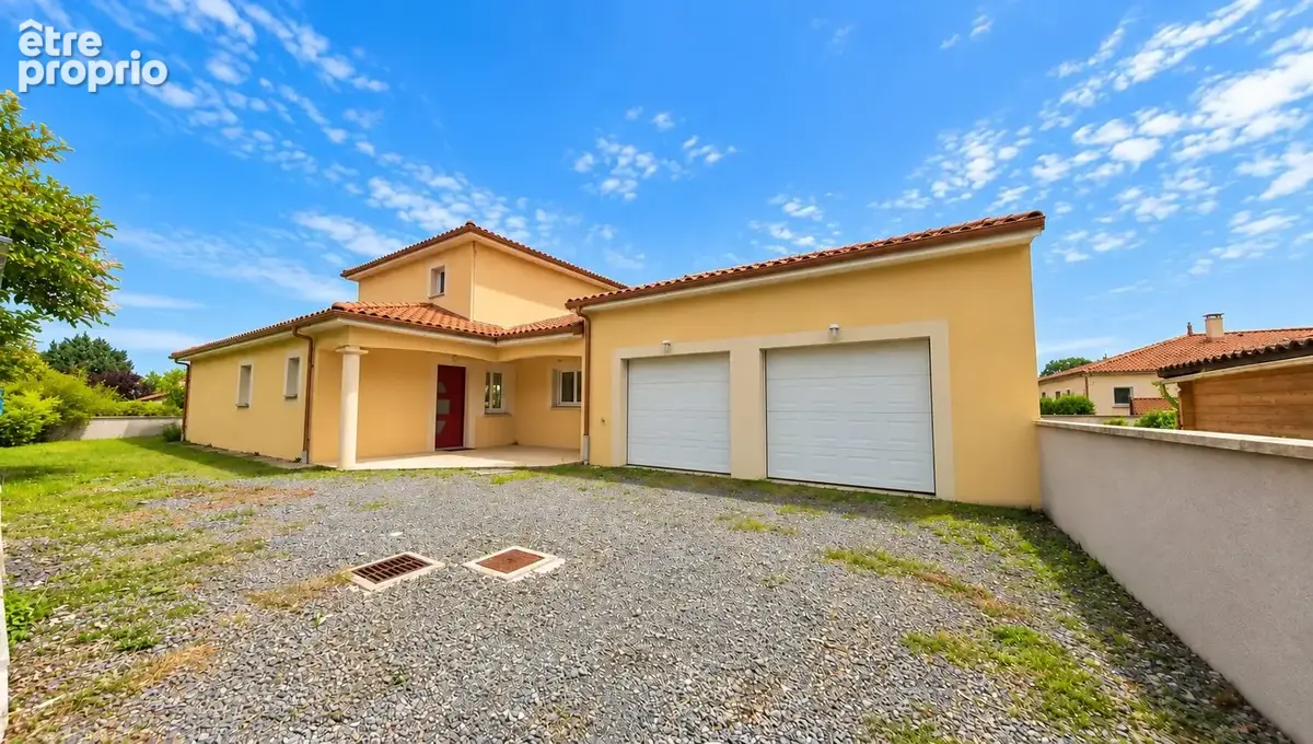 Maison 6 pièces 143 m² à vendre à Saint-Bonnet-Pres-Riom (63200) - photo 3
