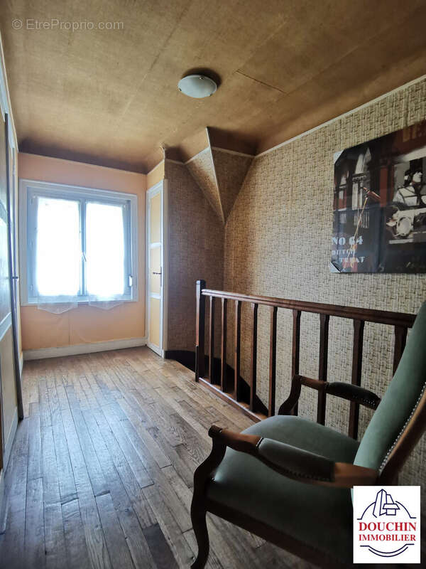 Maison 109 m² à Abbeville  - photo 7