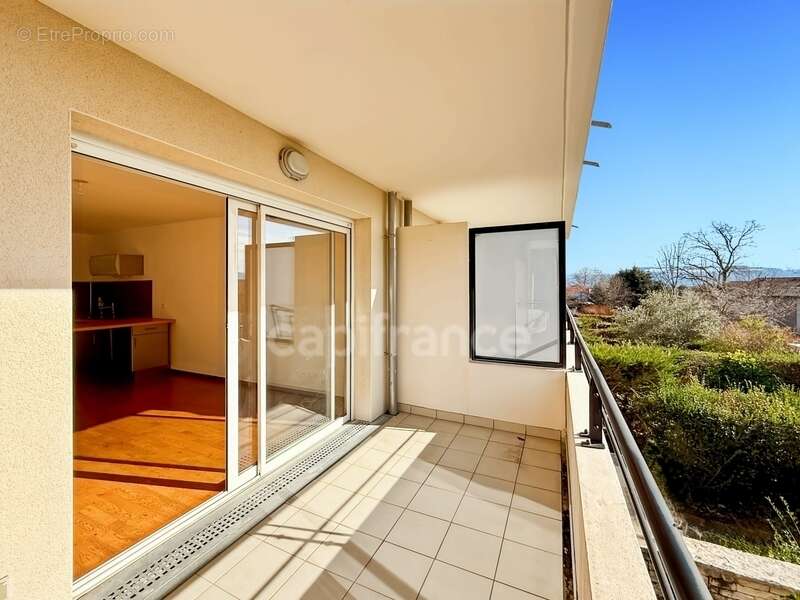 Appartement à PREVESSIN-MOENS