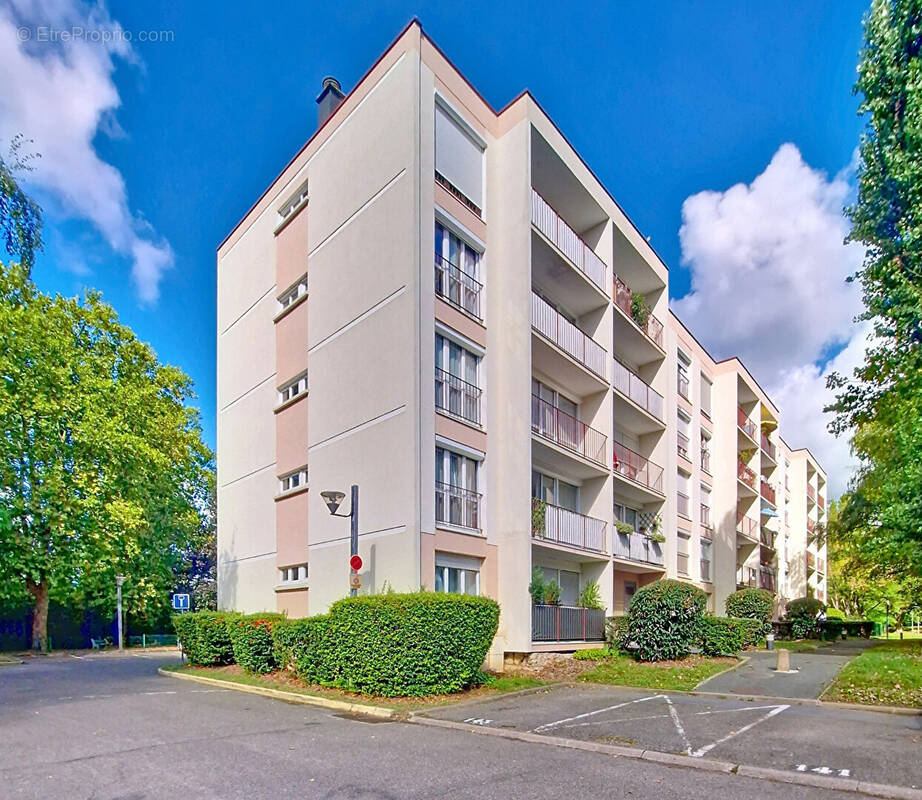 Appartement à YERRES