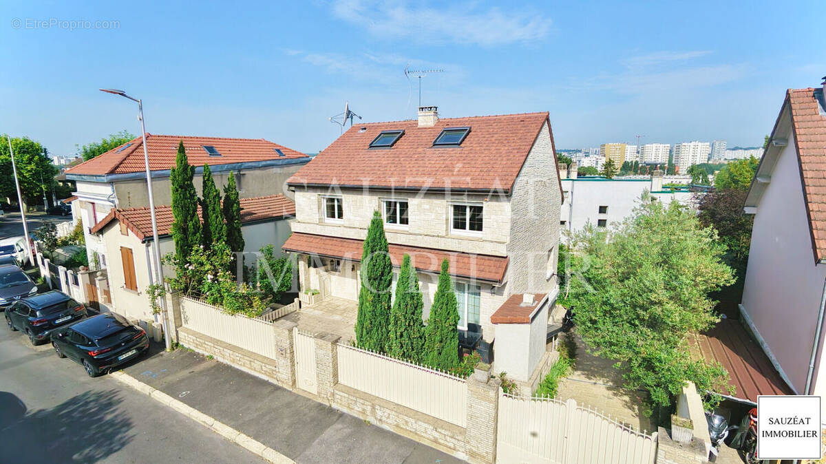 Maison à L'HAY-LES-ROSES