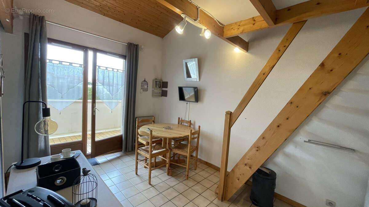 Appartement à VAUX-SUR-MER