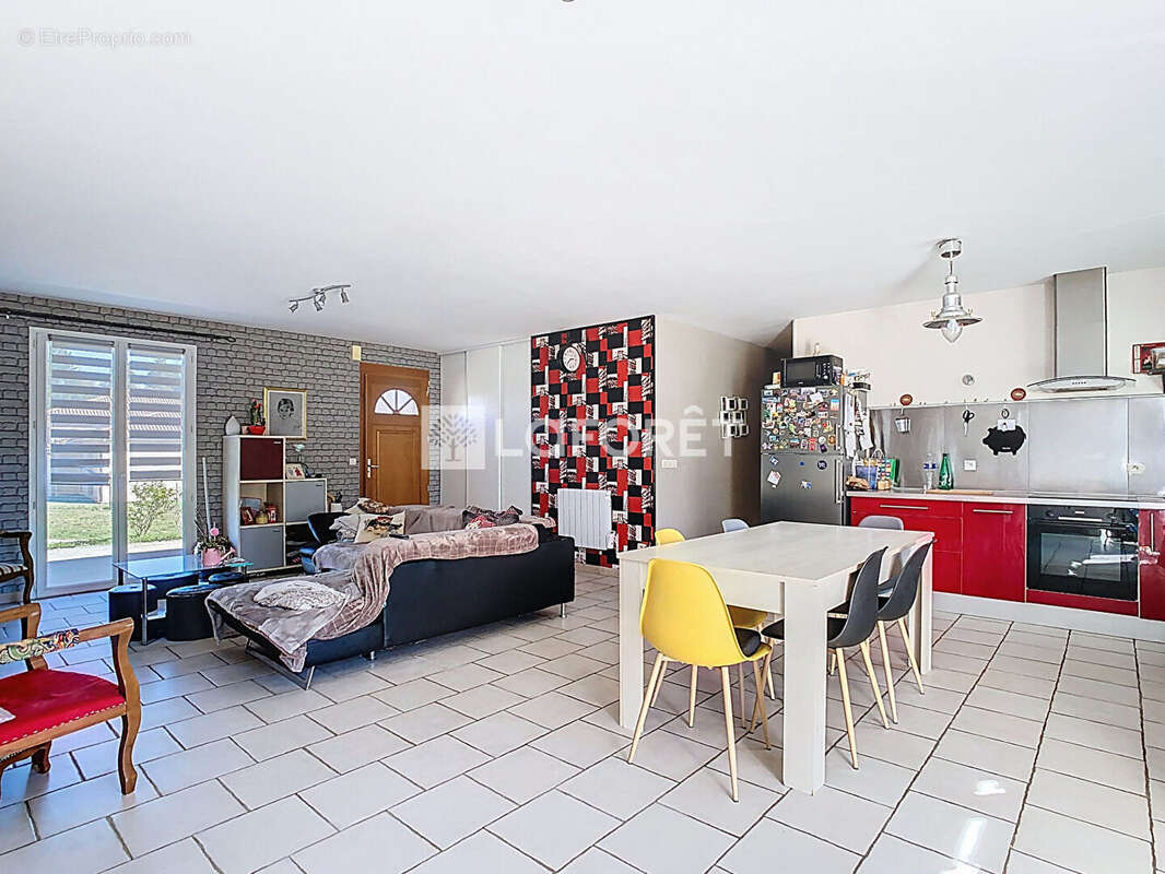 Maison Saint Priest Taurion 5 pièce(s) 89,04 m2 - photo 4
