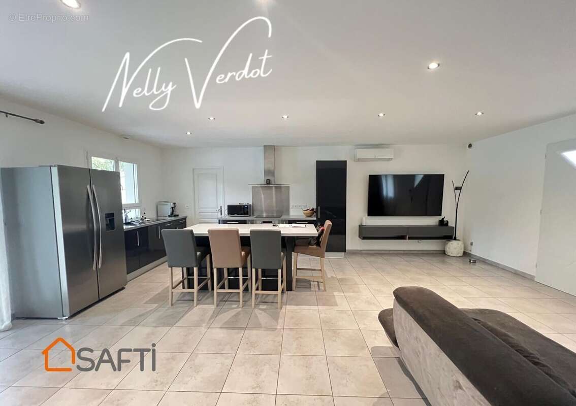 Photo 2 - Maison à AUCAMVILLE