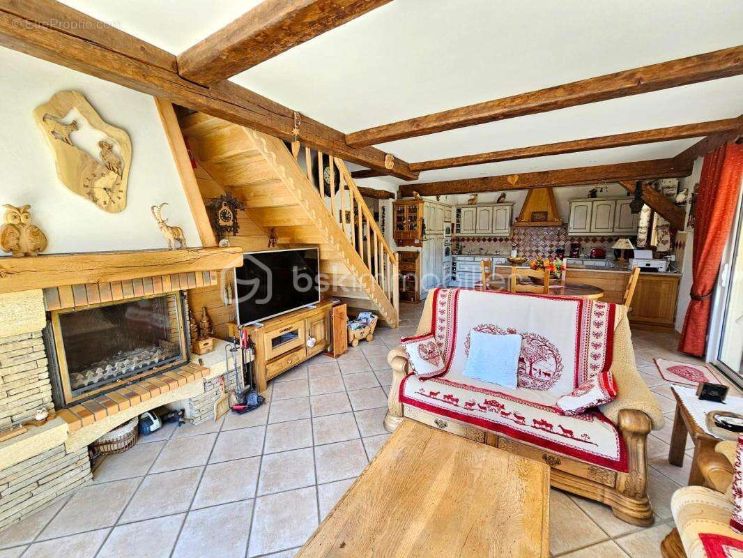 Maison à ALLOS