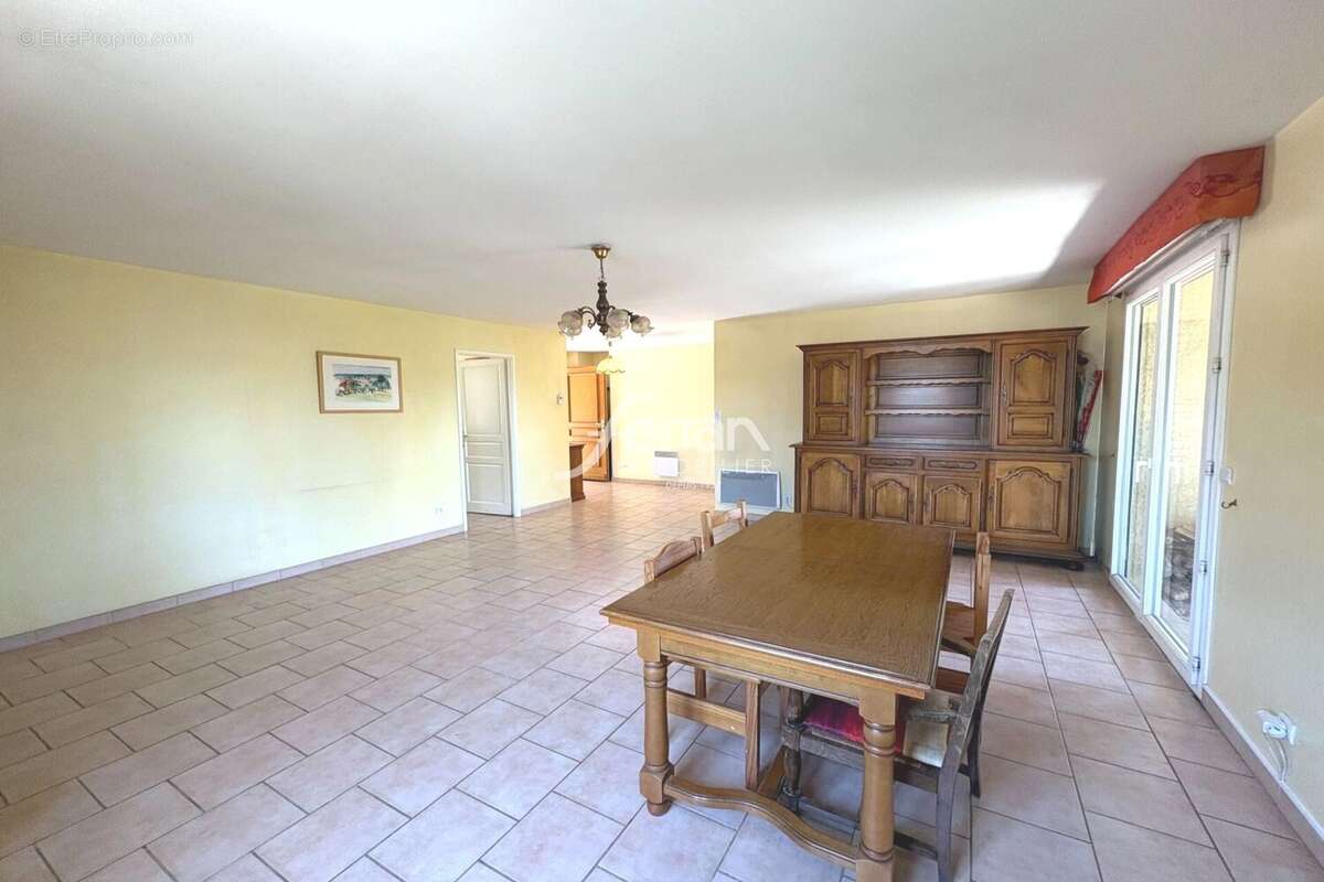 Maison à CALLAS