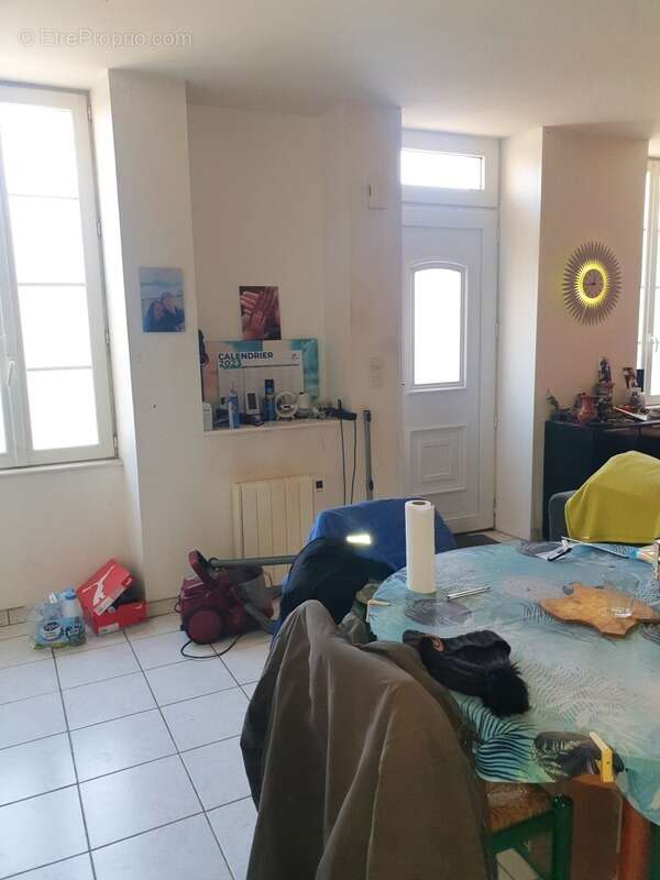 Appartement à BURIE