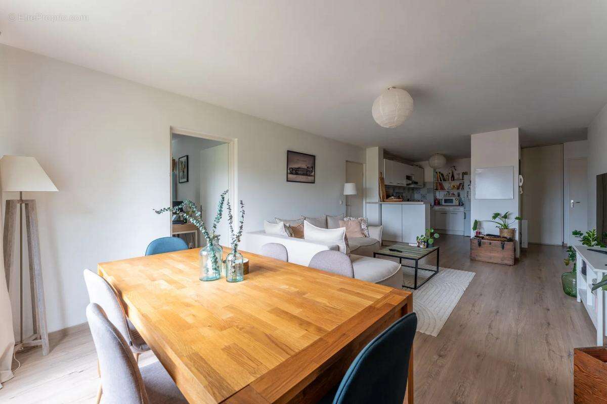 Appartement à LE BOUSCAT