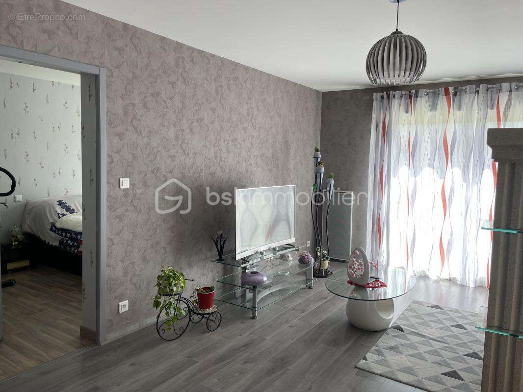 Maison à SOMMECAISE