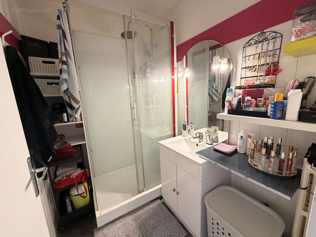 Appartement à ALLONNES