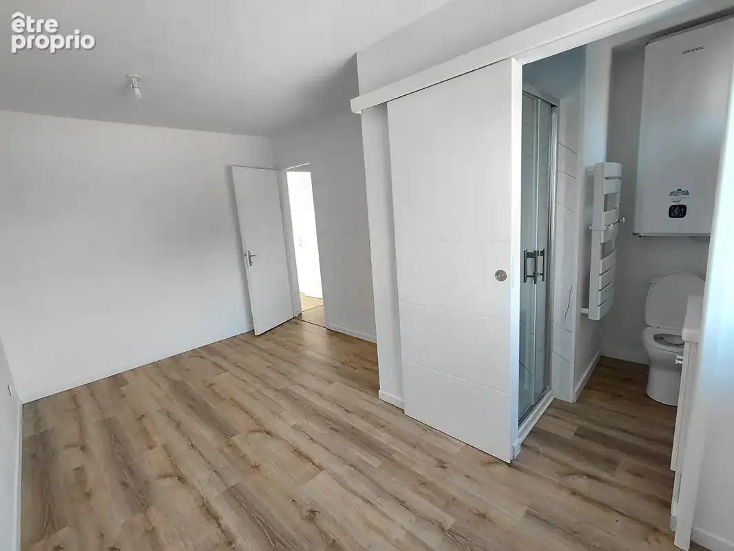Maison entierement renovee de 126 m² dans le centre ville de challans - photo 7