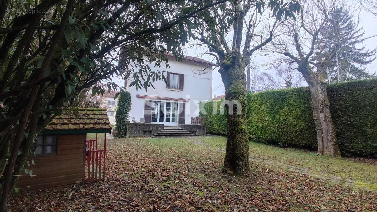 Maison à AMBERIEU-EN-BUGEY