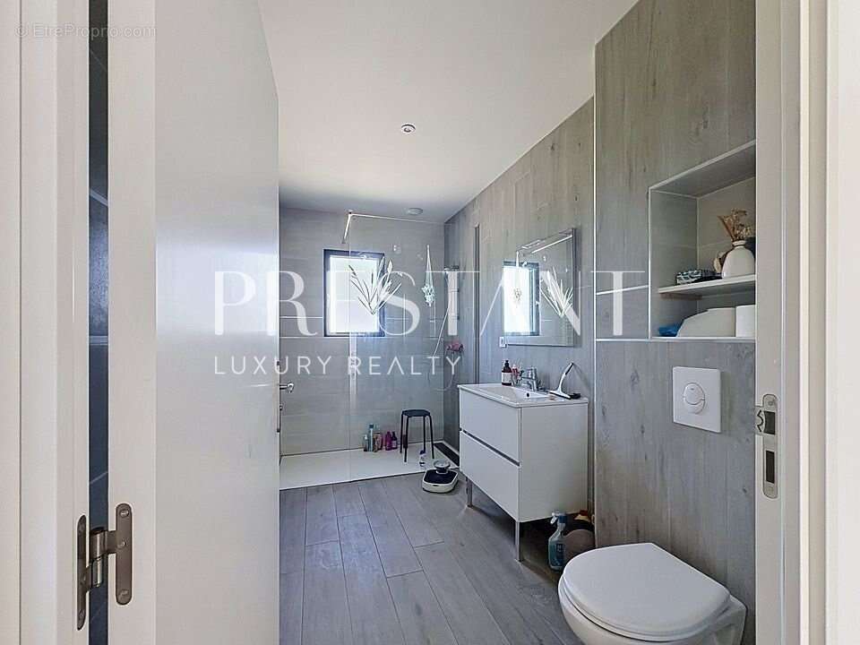 Maison 132 m² à Saint-Geours-De-Maremne  - photo 17