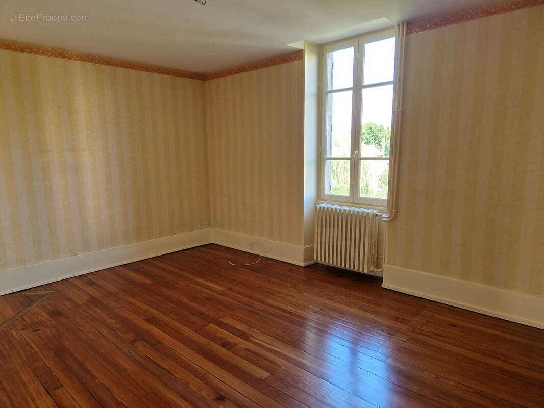 Centre ville maison de maître de 540 m2 - photo 10