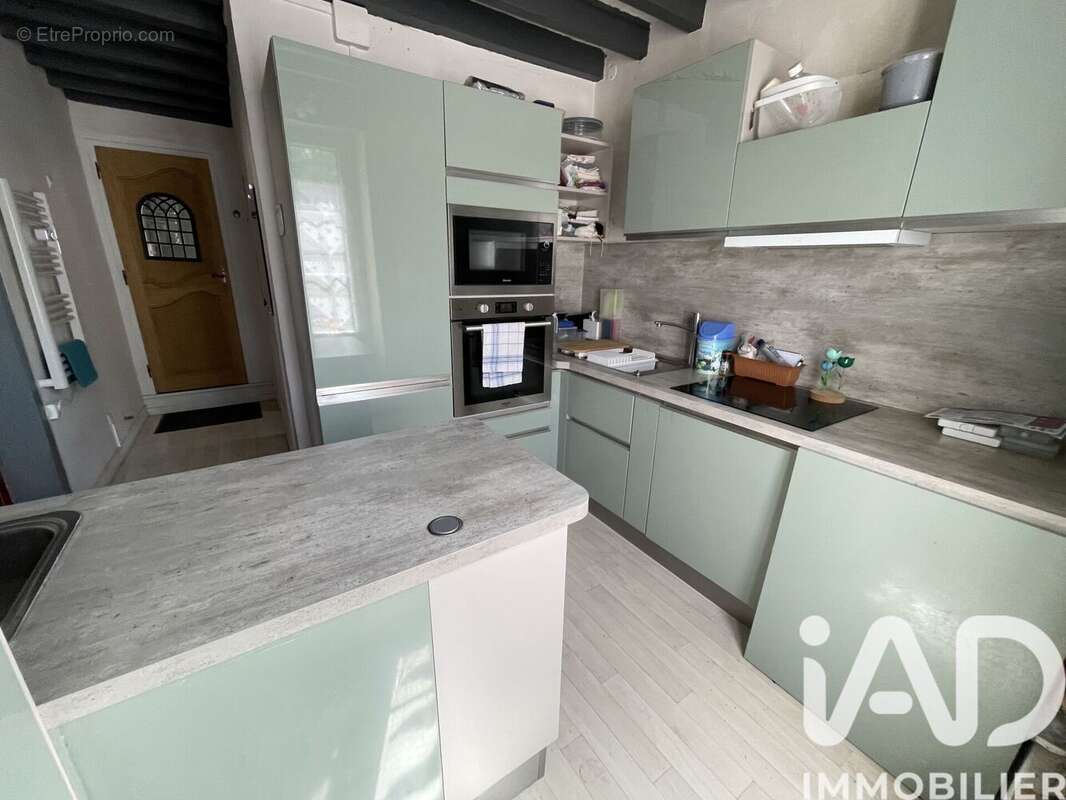 Maison 140 m² à Menou  - photo 6