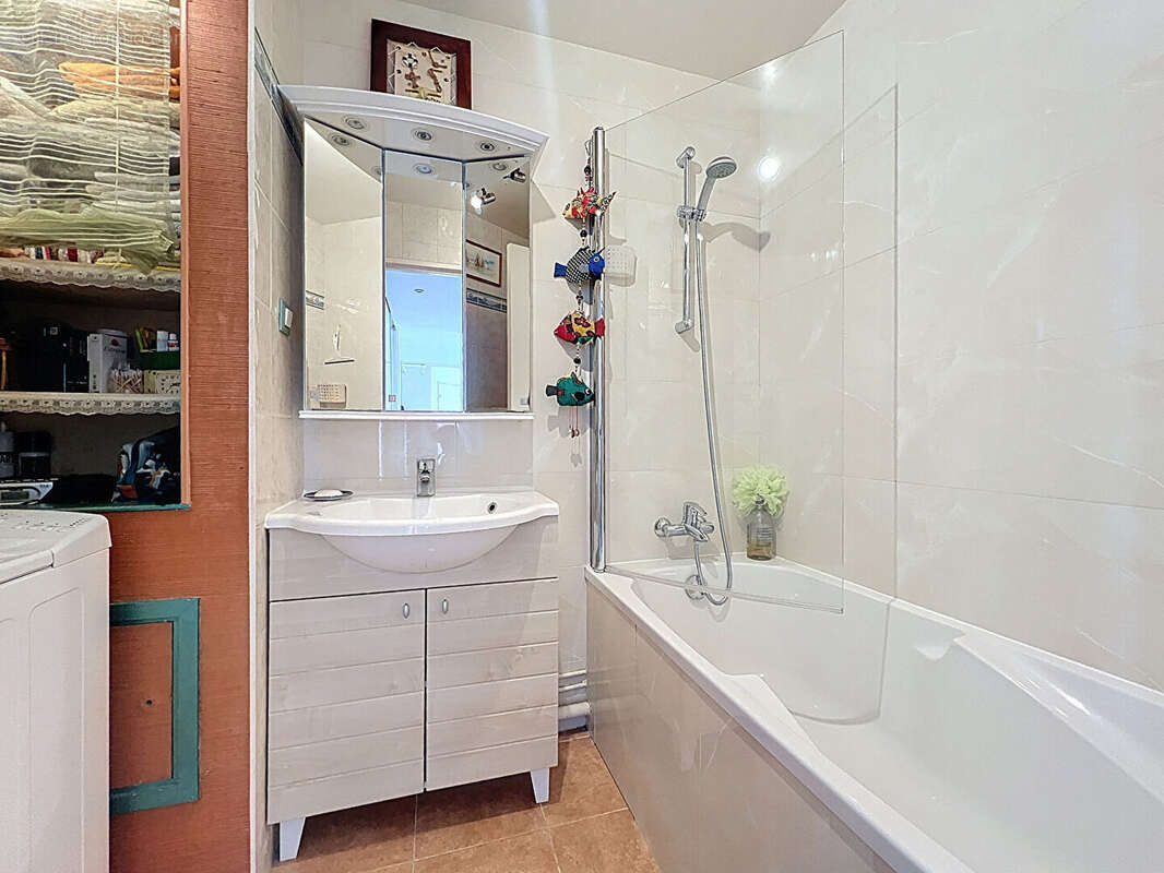 Appartement à NANTERRE