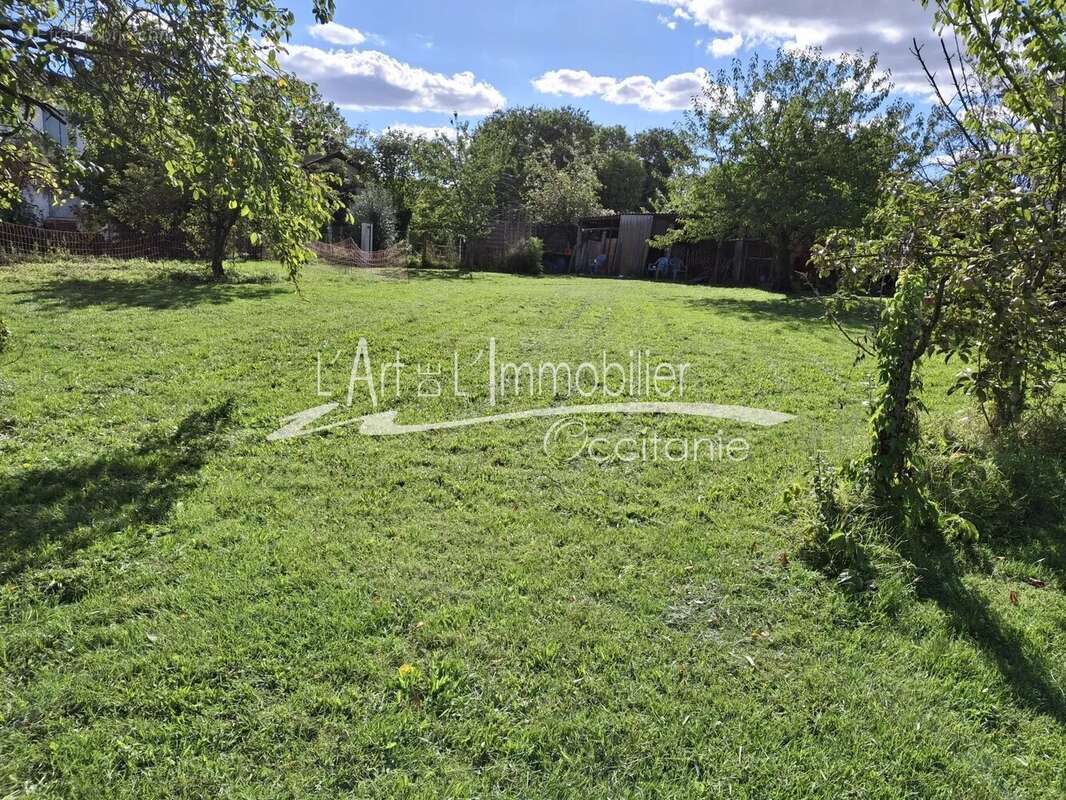 Terrain à BLAGNAC