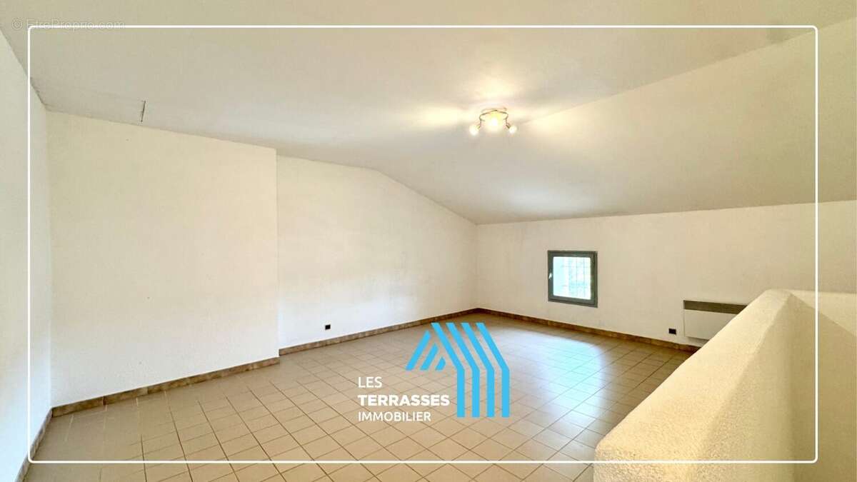 Appartement à SAINT-GERVAIS-SUR-ROUBION