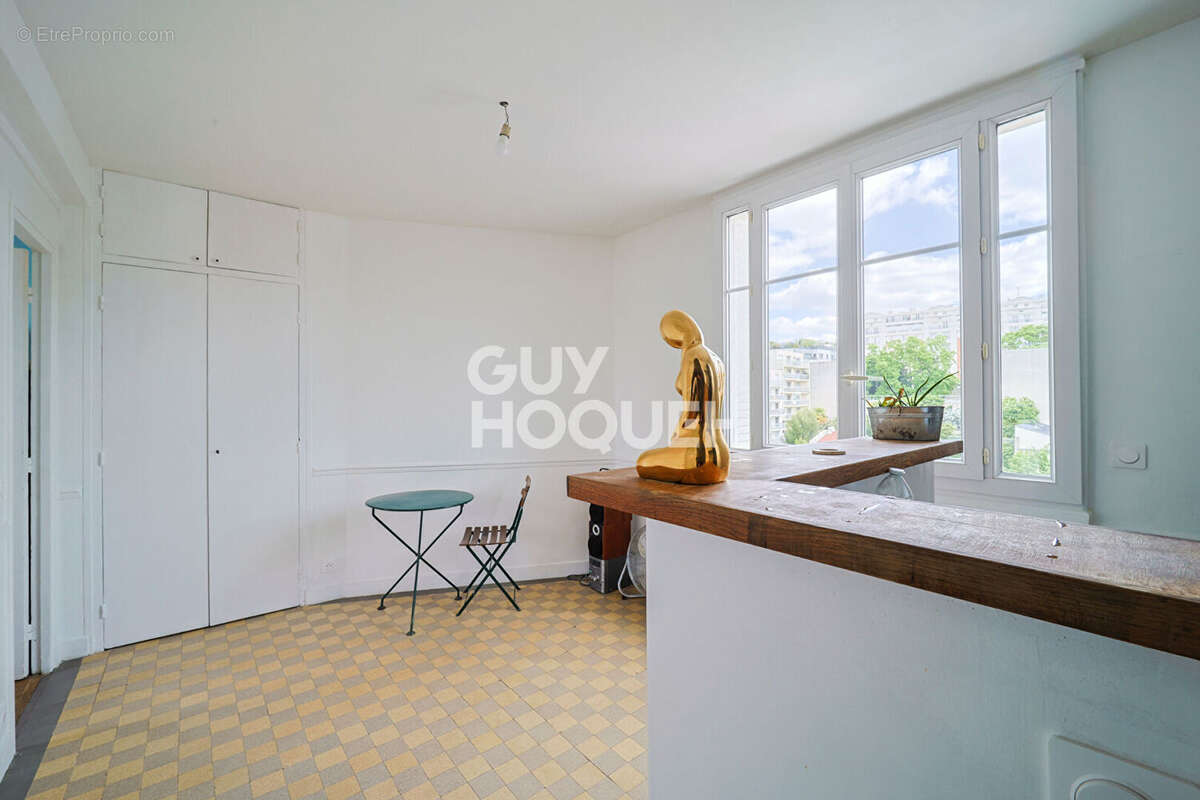 Appartement à ISSY-LES-MOULINEAUX