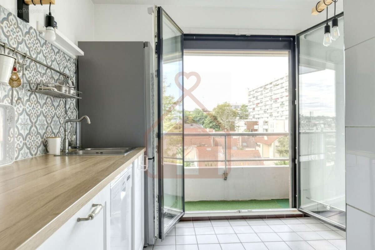 Appartement à LE KREMLIN-BICETRE