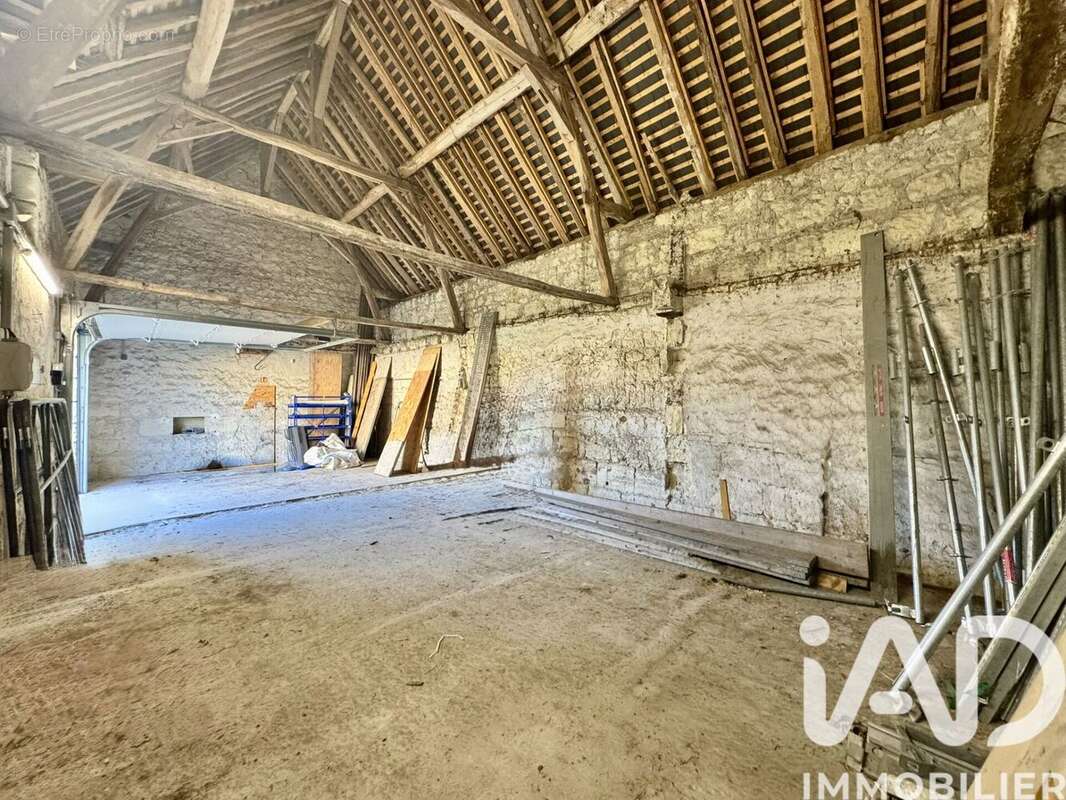 Photo 2 - Maison à RESTIGNE