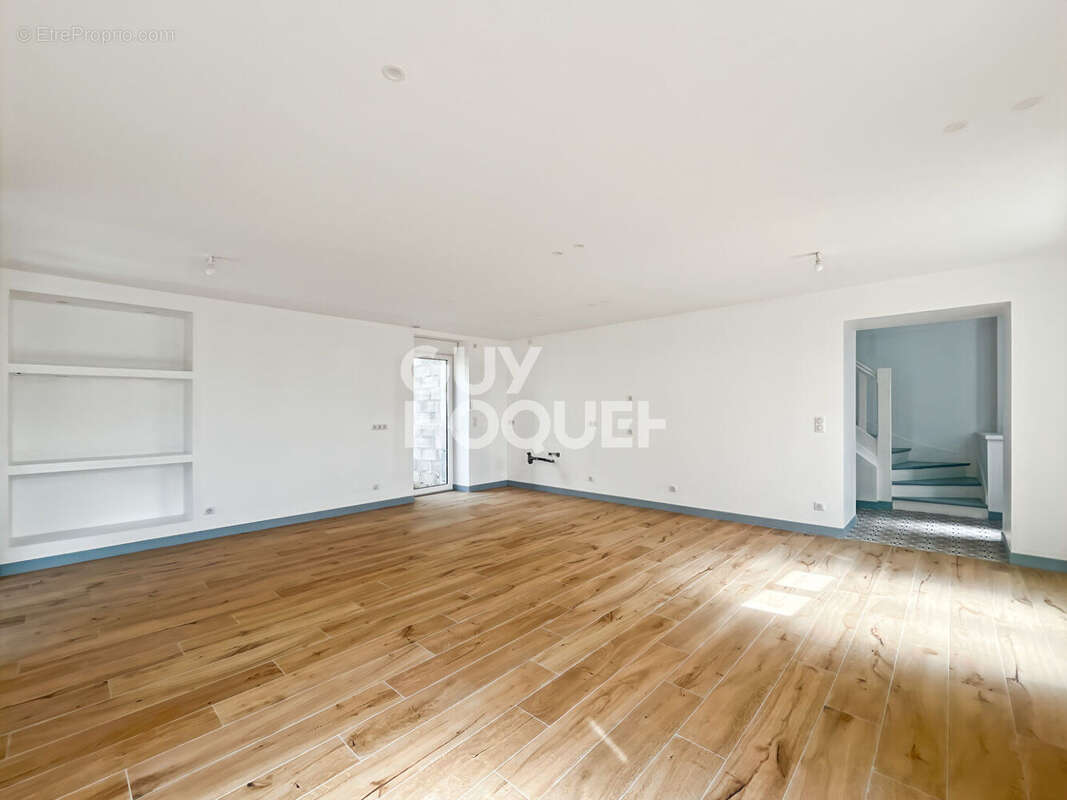 Maison à CHAUMES-EN-BRIE