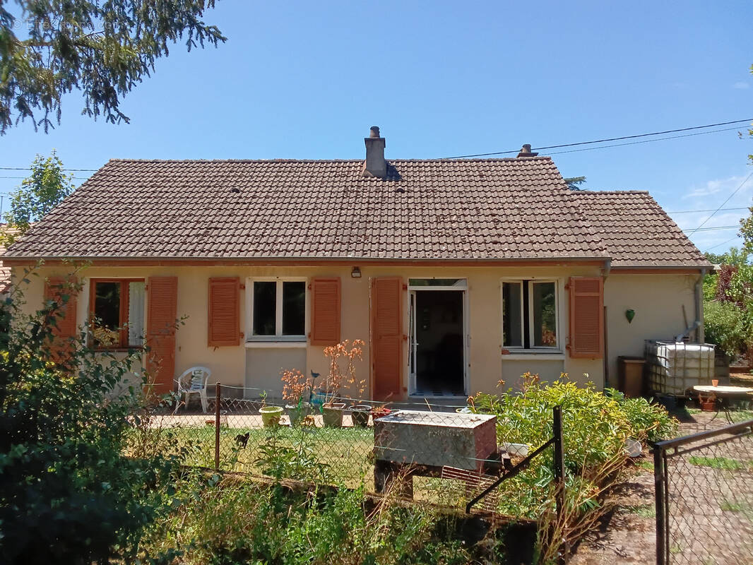 Maison à NERONDES