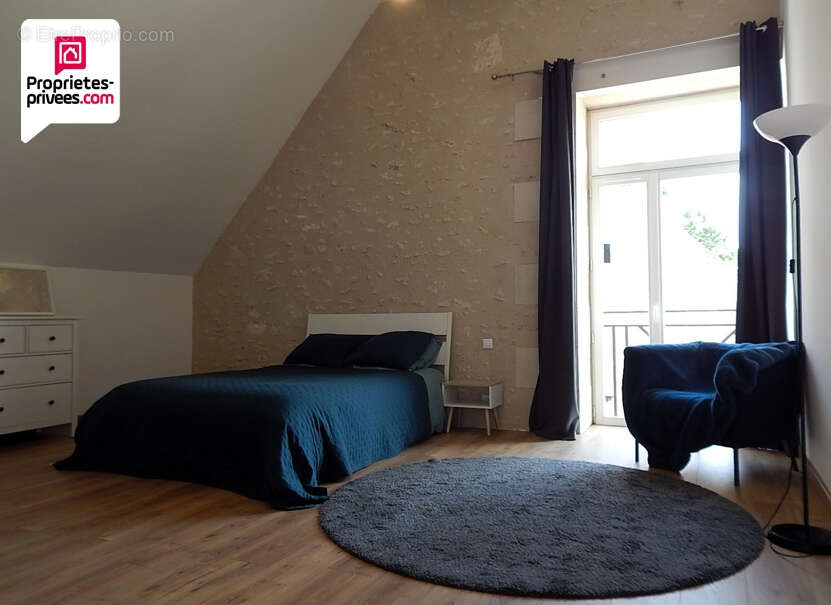 Maison à REIGNAC-SUR-INDRE