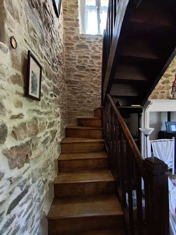 Maison à MENOIRE