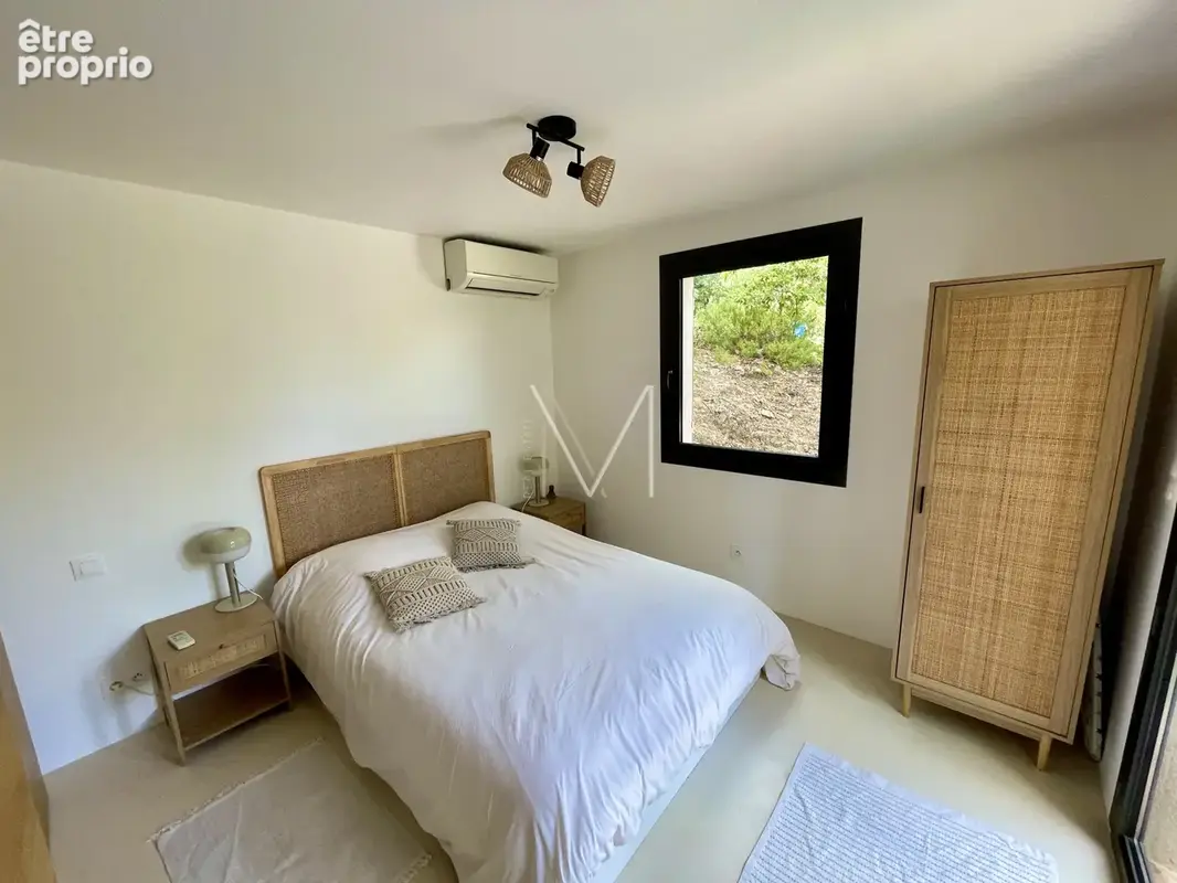 Belle propriété - position dominante - vue dégagée - au calme - proche du centre - photo 22