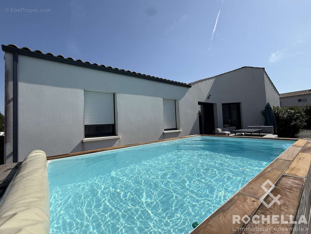 Maison à SAINT-ROGATIEN