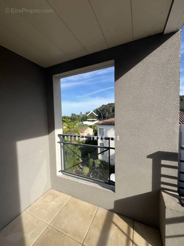 Appartement à LA COLLE-SUR-LOUP