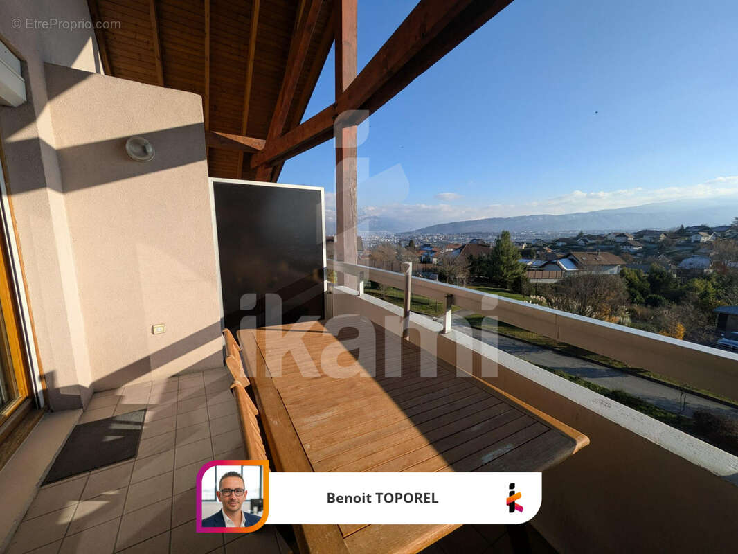 Appartement à POISY