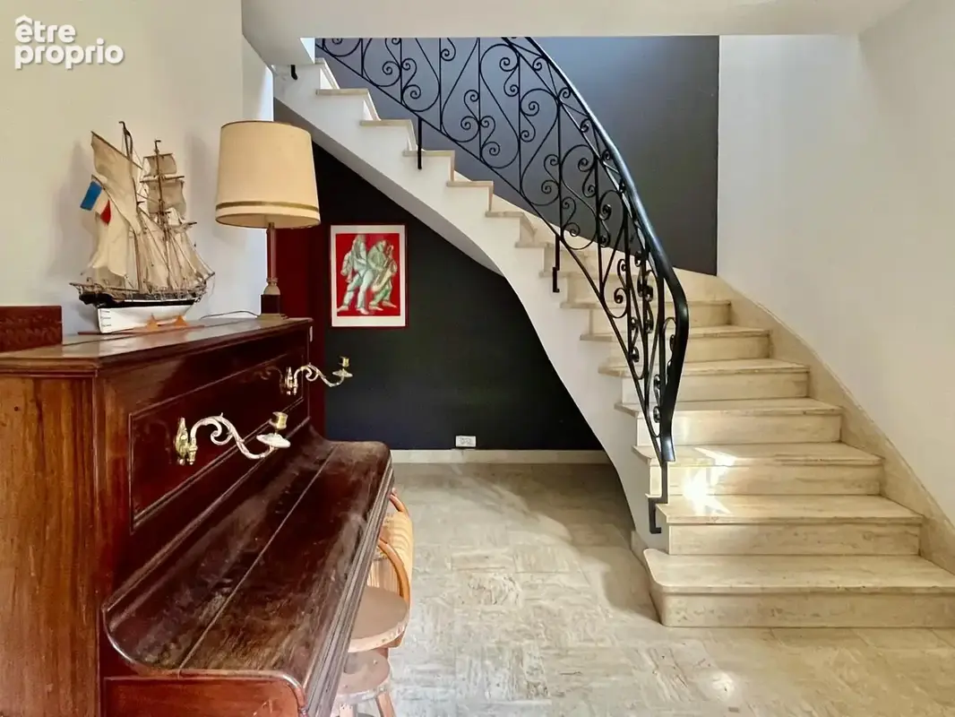 Maison 10 pièces 189 m² à vendre à Montgermont (35760) - photo 2