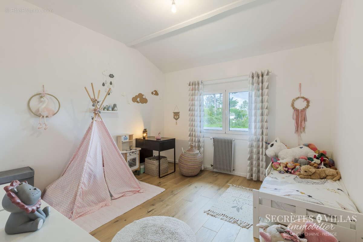 Bouliac  villa familiale 192m2 vue degagee avec appartement - photo 12