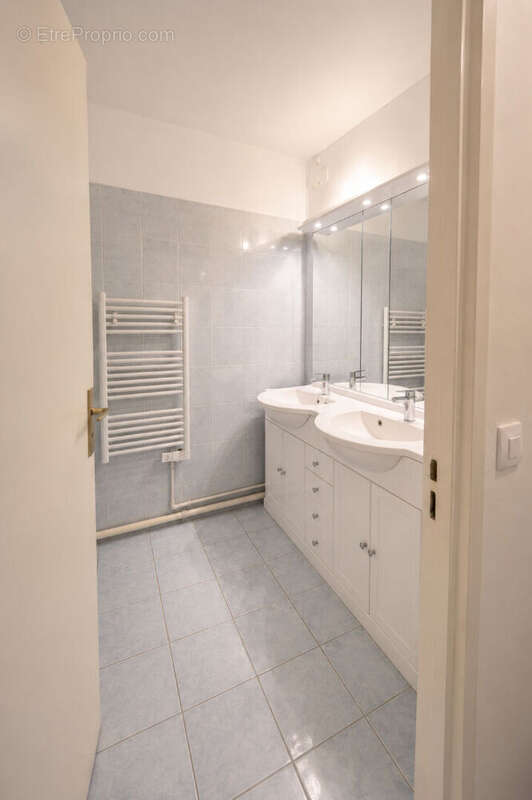 Appartement à RUEIL-MALMAISON