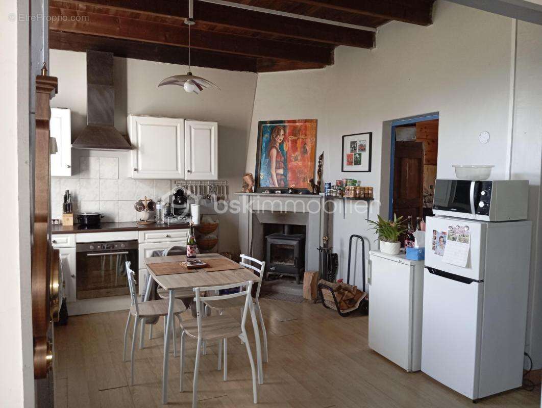 Maison à LA CHAPELLE-NEUVE