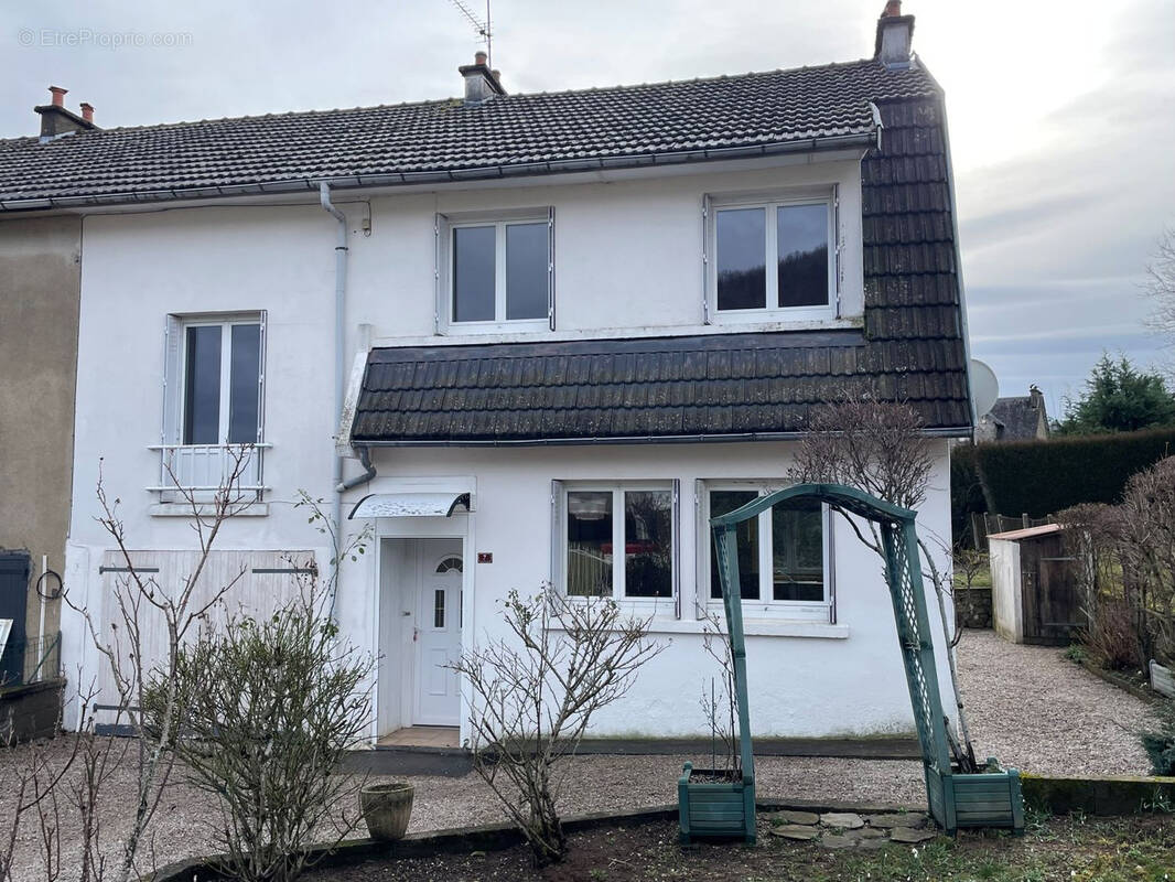 Maison à MENET