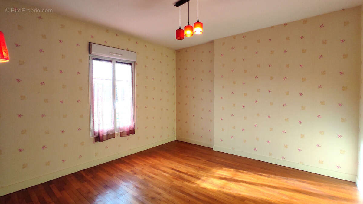 Maison à CHATELLERAULT