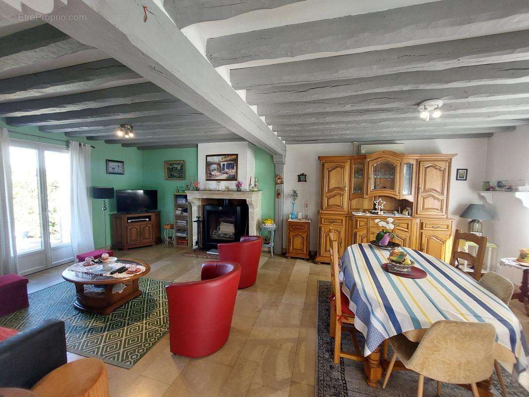 Maison à TILLEUL-DAME-AGNES