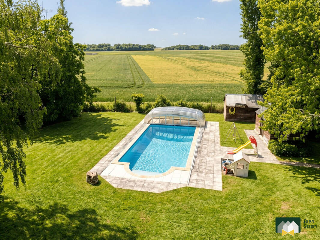 Maison 221 m² à Luplante  - photo 2