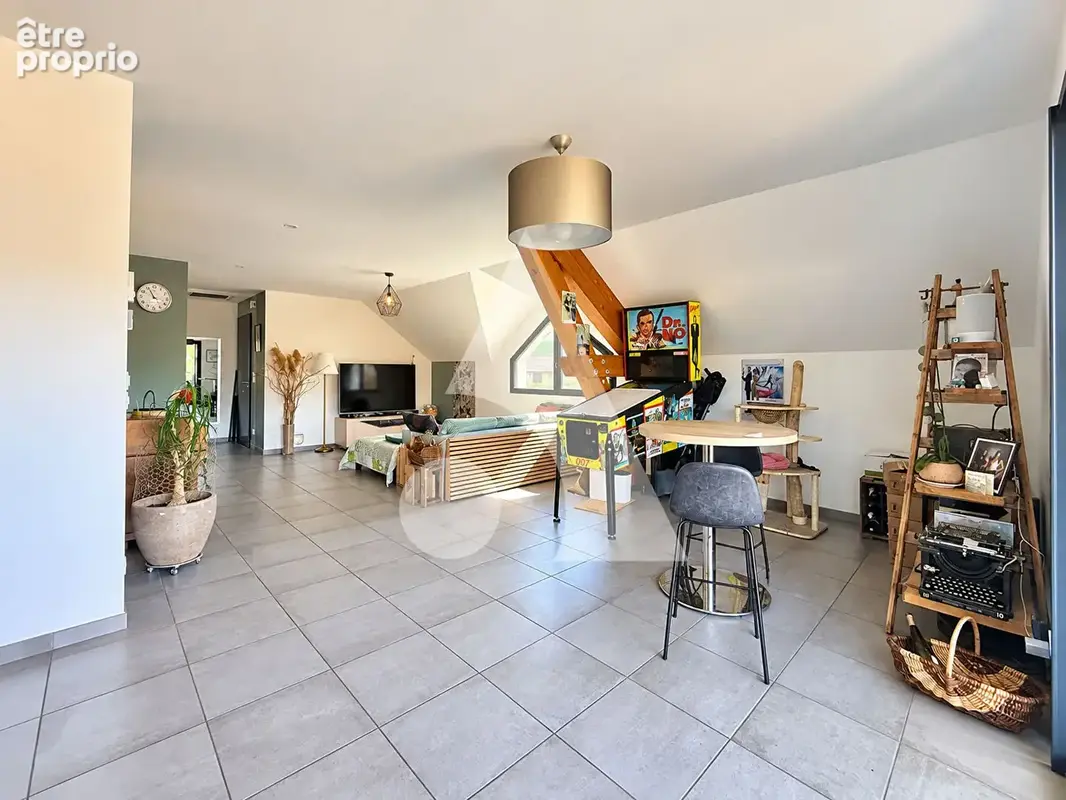Chambery bissy appartement t4 avec terrasse , garage et stationnements - photo 7