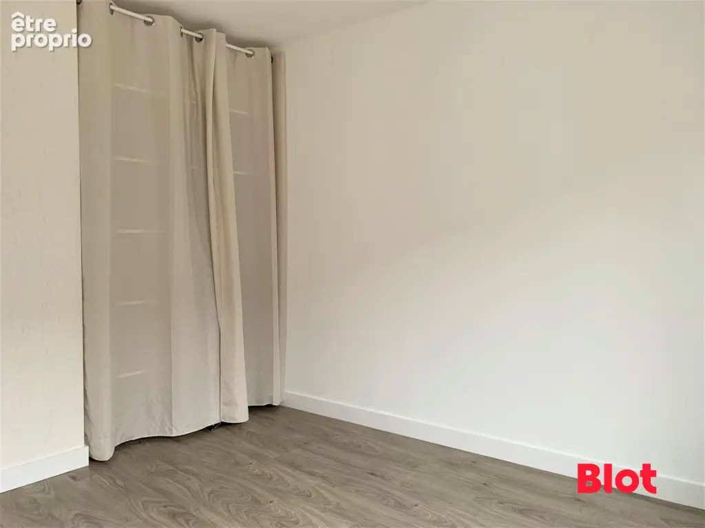 Appartement 3 pièces 52 m² à vendre à Fougeres (35300) - photo 5