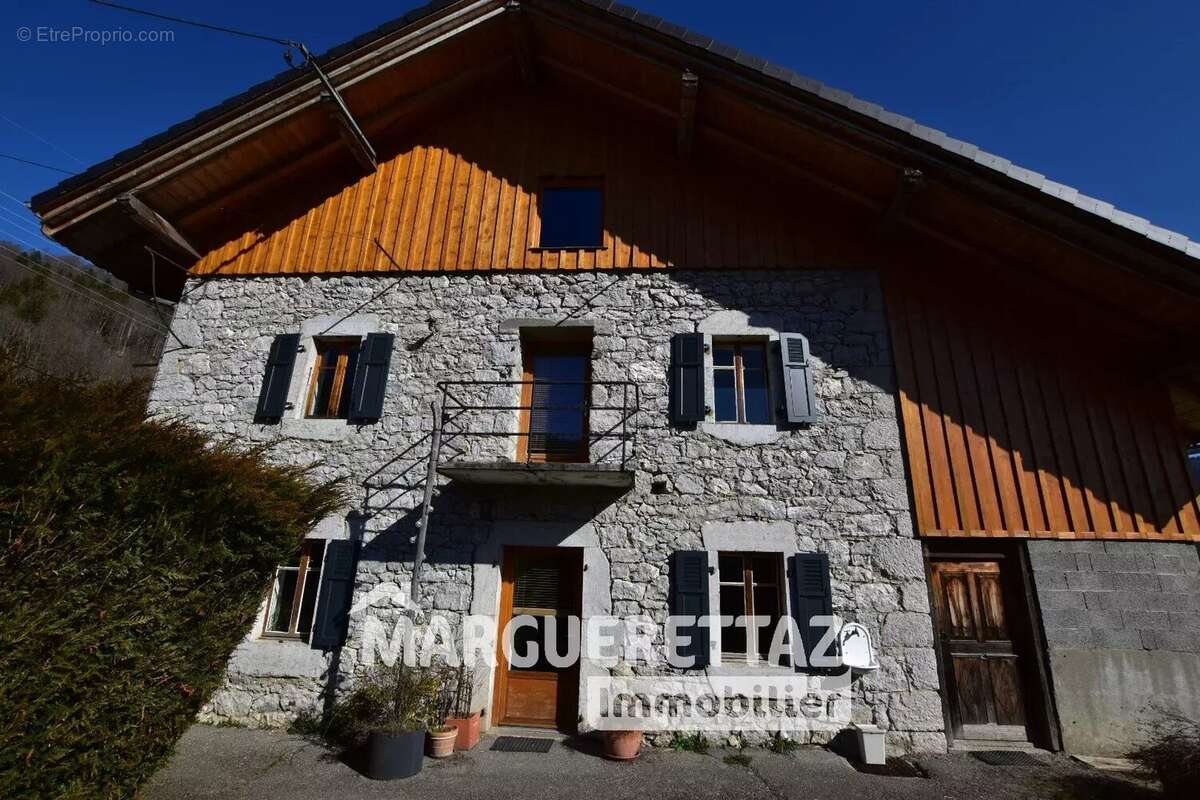 Maison à MEGEVETTE