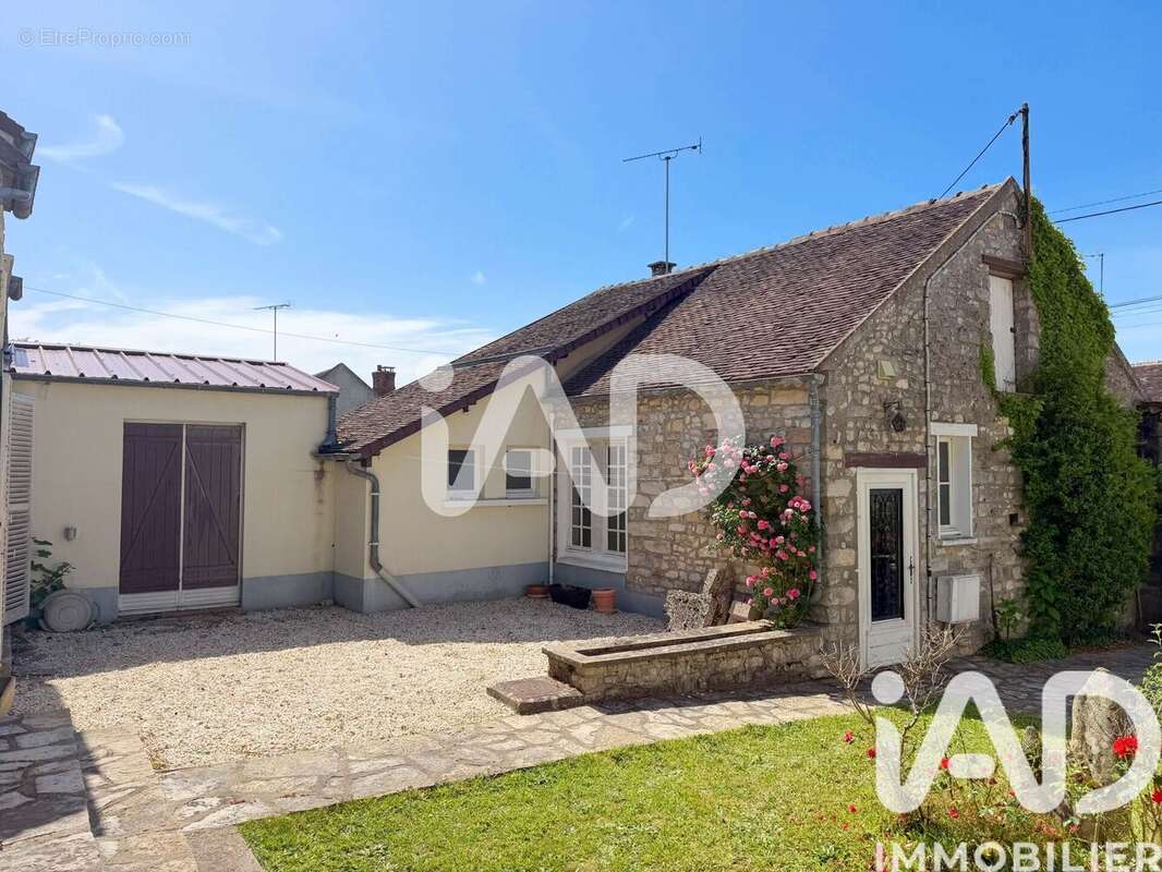 Photo 2 - Maison à GREZ-SUR-LOING