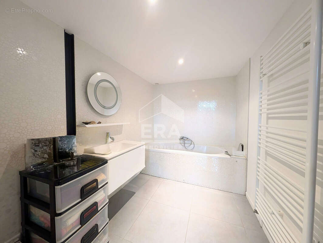 Loft en duplex -  4 chambres - garage et terrasse - photo 7