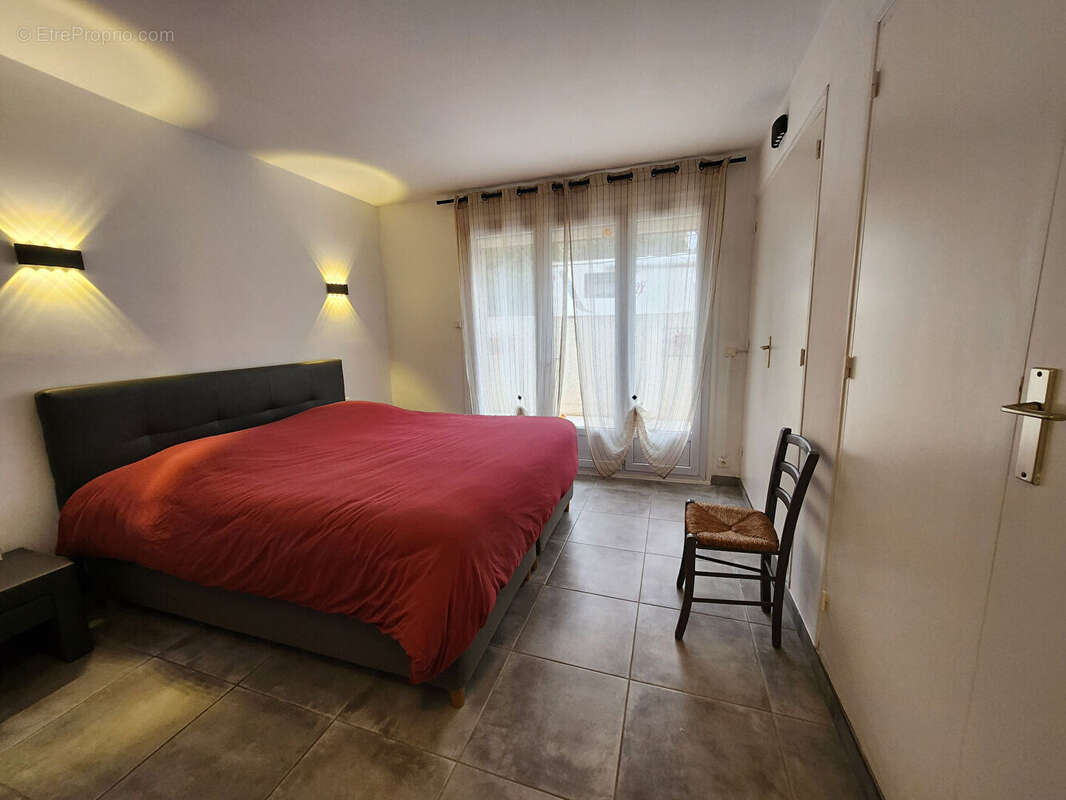 Autre à CHATEAUNEUF-DE-GADAGNE