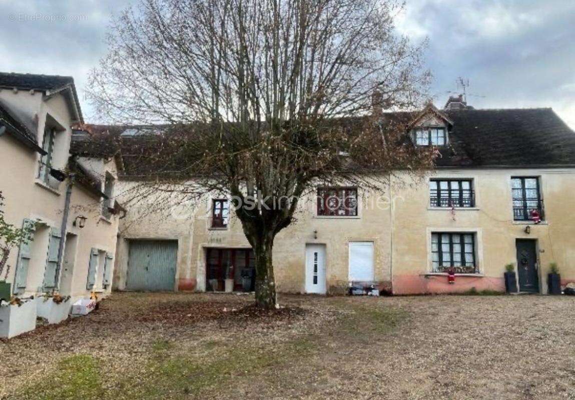 Appartement à VILLIERS-SUR-MORIN