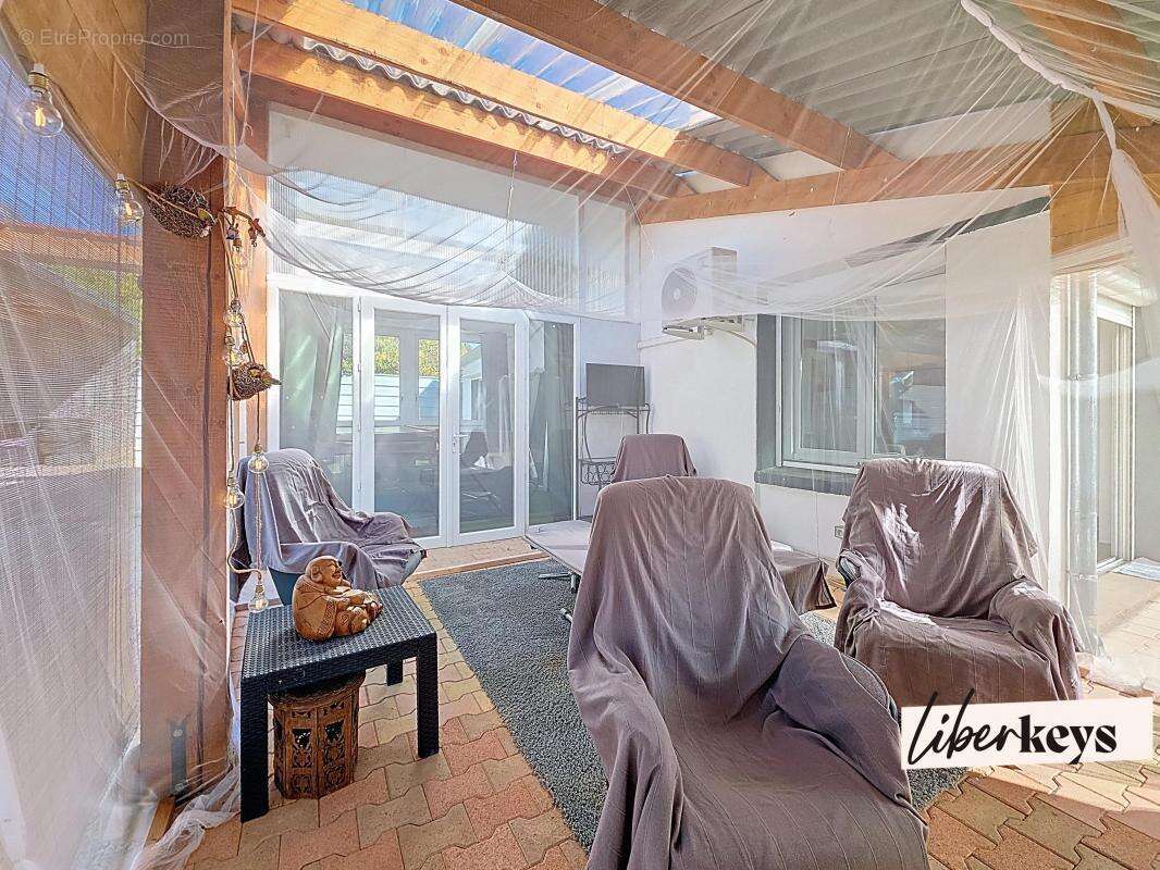 Maison à CHATEAU-ARNOUX-SAINT-AUBAN