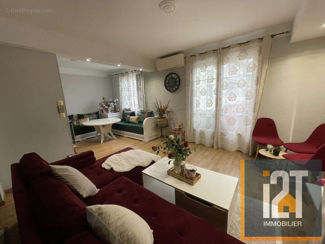 Appartement à NIMES